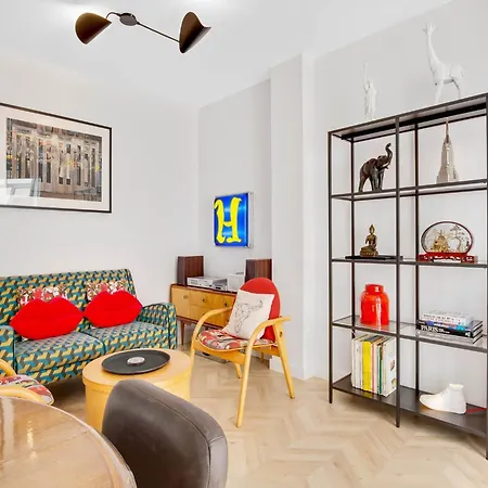 In Near Beaches Apartment *